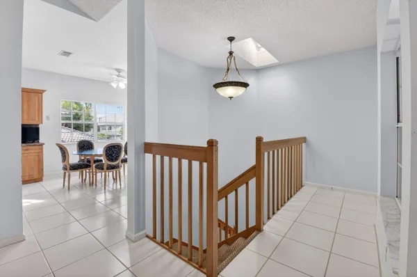 $324,900 | 11586 Briarwood Circle, Unit 4, Boynton Beach, FL 33437