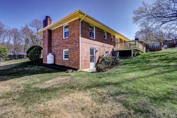$279,900 | 303 Grove Street, Hurt, VA 24563