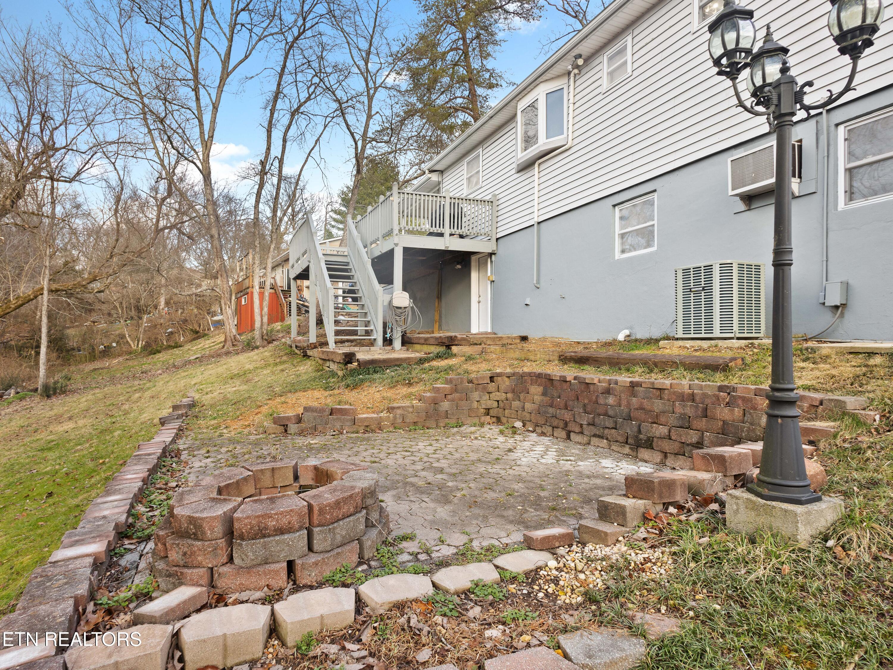 809 West Ridgecrest Drive Kingston, TN 37763 - Photo 12 of 45 A-12