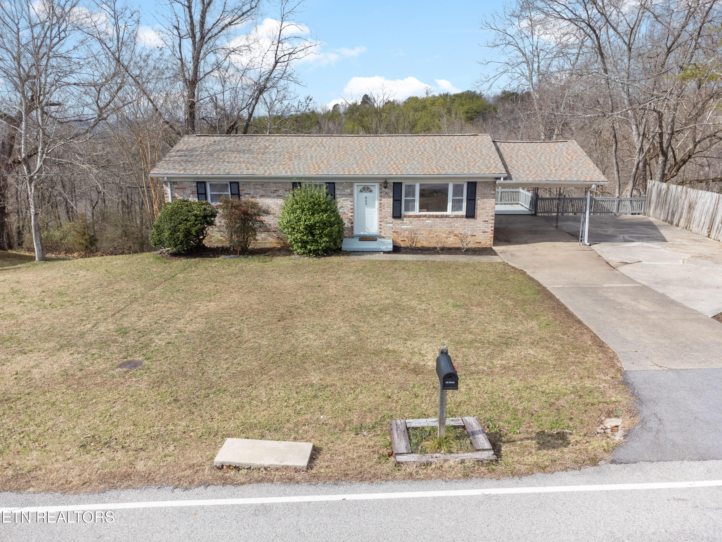 809 West Ridgecrest Drive Kingston, TN 37763 - Photo 17 of 45 A-17