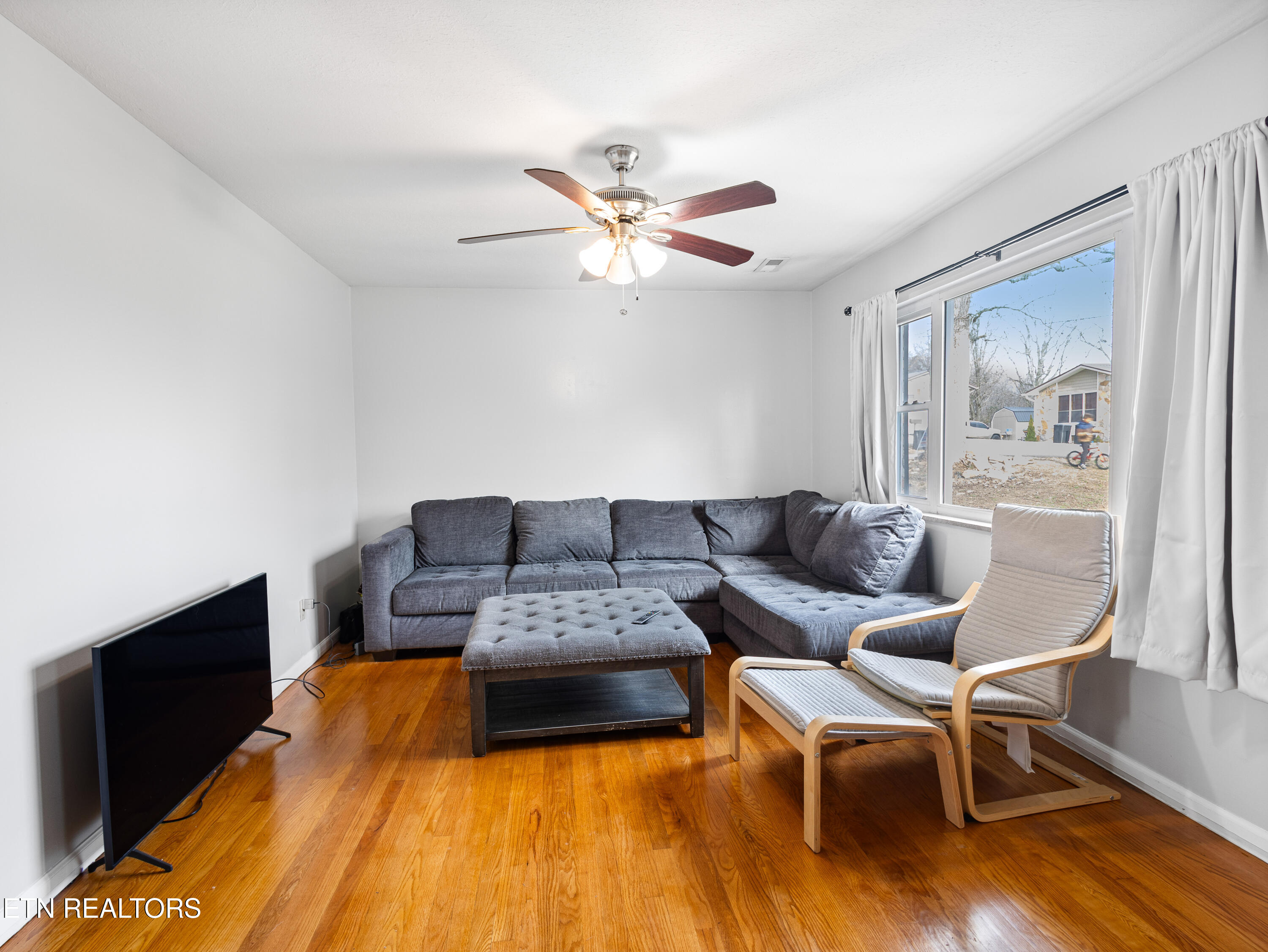 809 West Ridgecrest Drive Kingston, TN 37763 - Photo 19 of 45 A-19