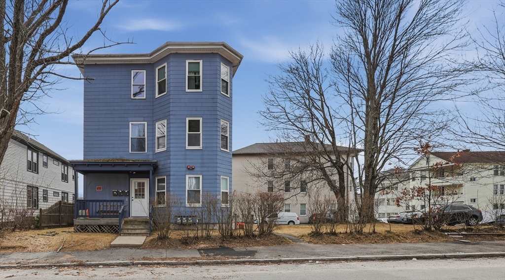 66 Upsala Street Worcester, MA 01607 - Photo 1 of 31