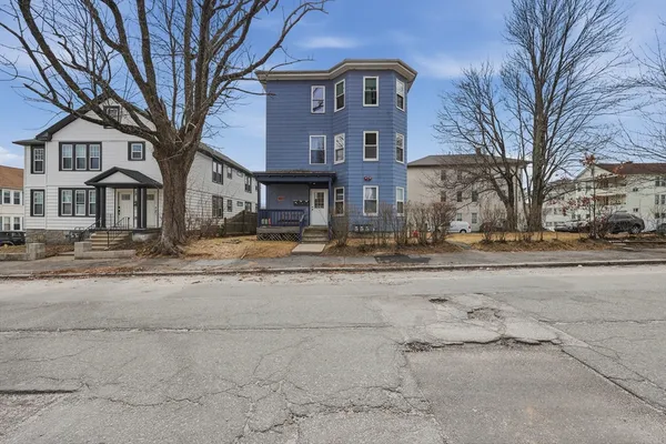 $680,000 | 66 Upsala Street, Worcester, MA 01607