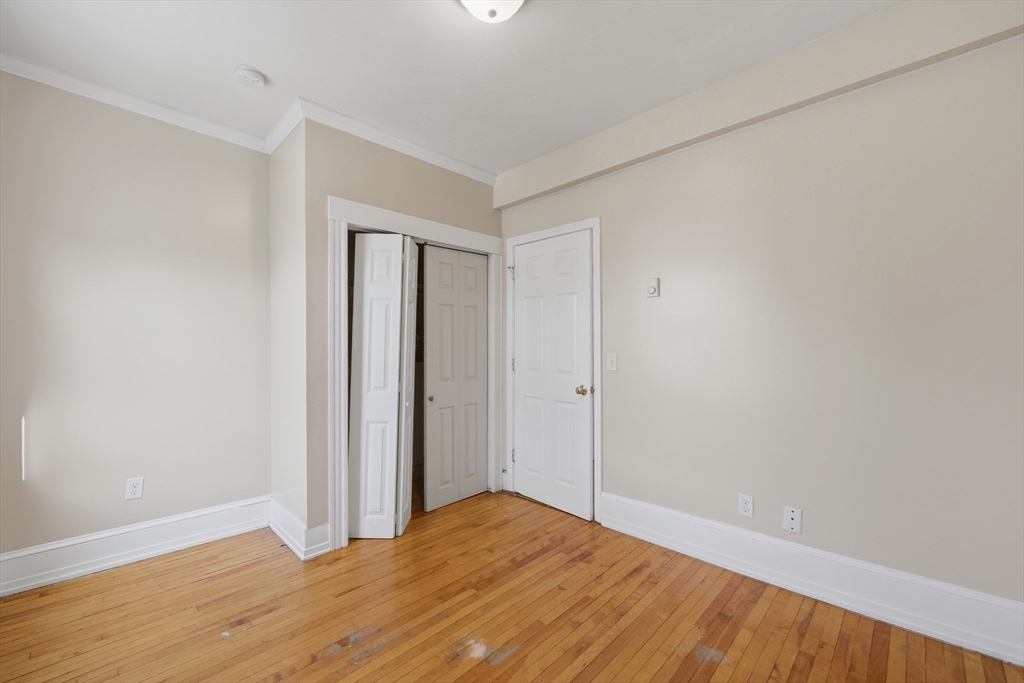 66 Upsala Street Worcester, MA 01607 - Photo 13 of 31