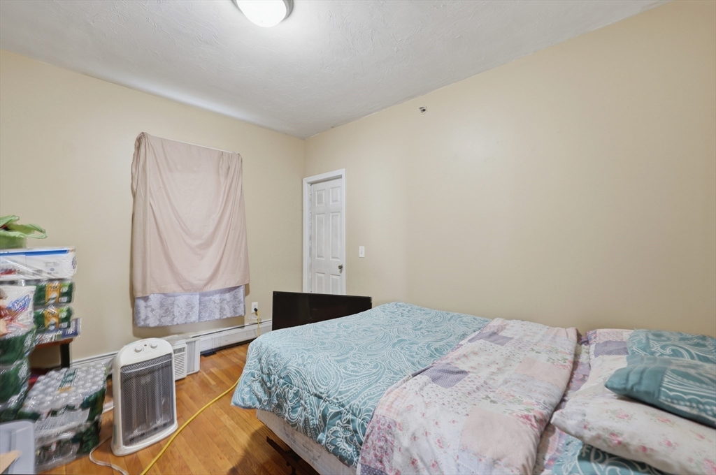 66 Upsala Street Worcester, MA 01607 - Photo 20 of 31