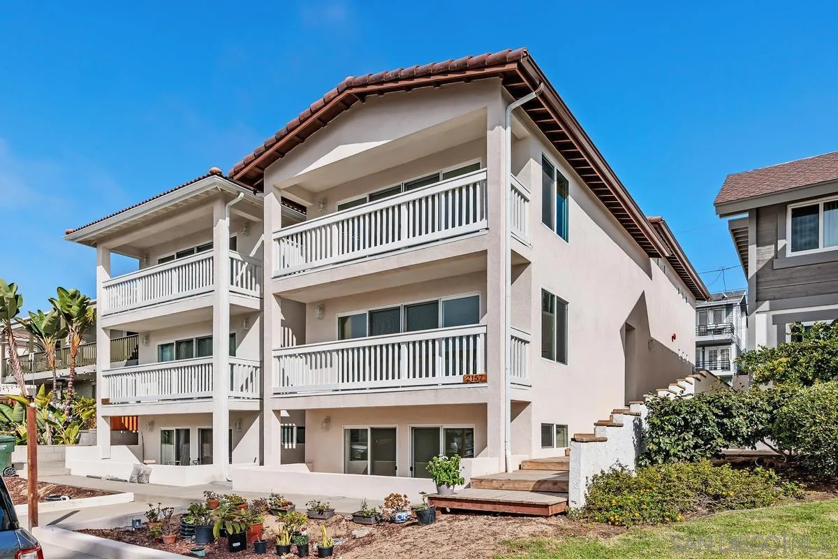 2157 Manchester Avenue Cardiff, CA 92007 - Photo 2 of 35 a front view of a building