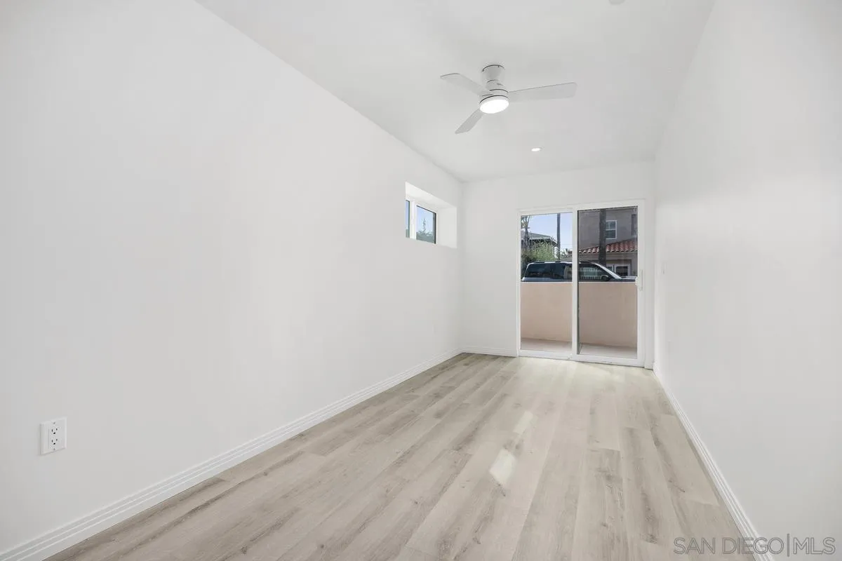 2157 Manchester Avenue Cardiff, CA 92007 - Photo 23 of 35 a view of an empty room with a window