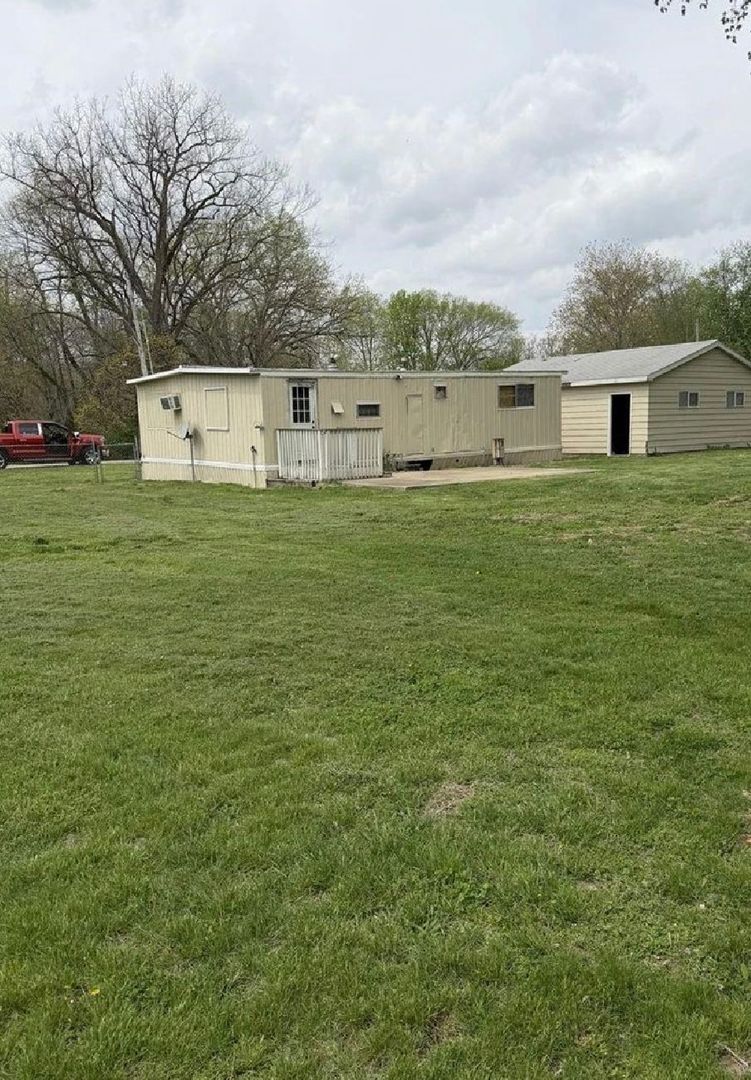 628 North Hilltop Road Peoria, IL 61604 - Photo 2 of 2