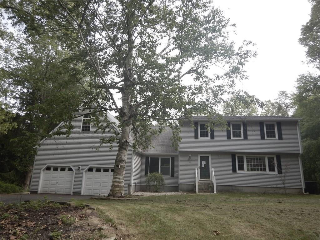 33 Valley Road Clinton, CT 06413 - Photo 1 of 1 front view of a house with a dry yard