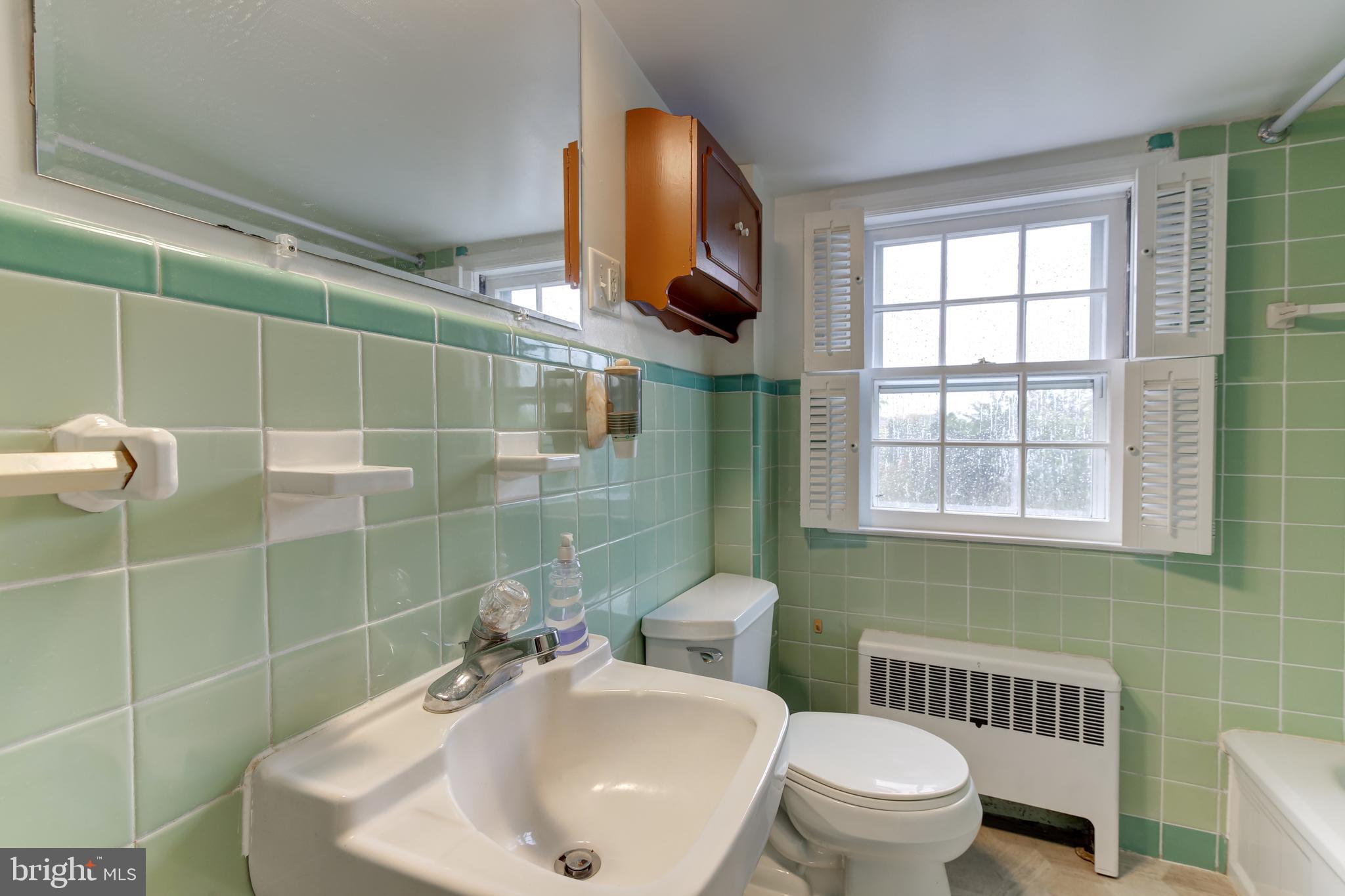 3434 Tyson Road Newtown Square, PA 19073 - Photo 48 of 70 Full bath