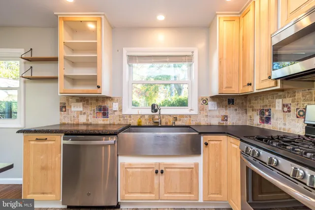 $599,900 | 204 Letitia Lane, North Wales, PA 19454