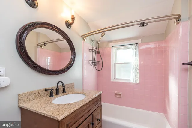 $599,900 | 204 Letitia Lane, North Wales, PA 19454