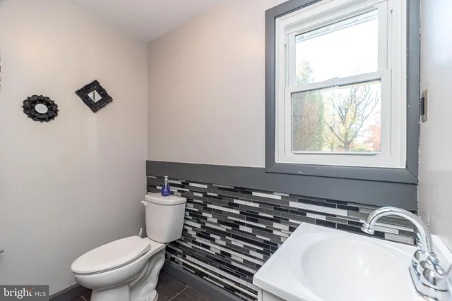 $599,900 | 204 Letitia Lane, North Wales, PA 19454