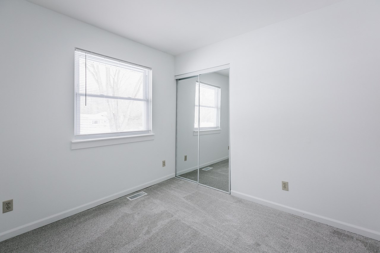 1571 Pine Tree Road Grawn, MI 49637 - Photo 8 of 26 1856464-7.JPG