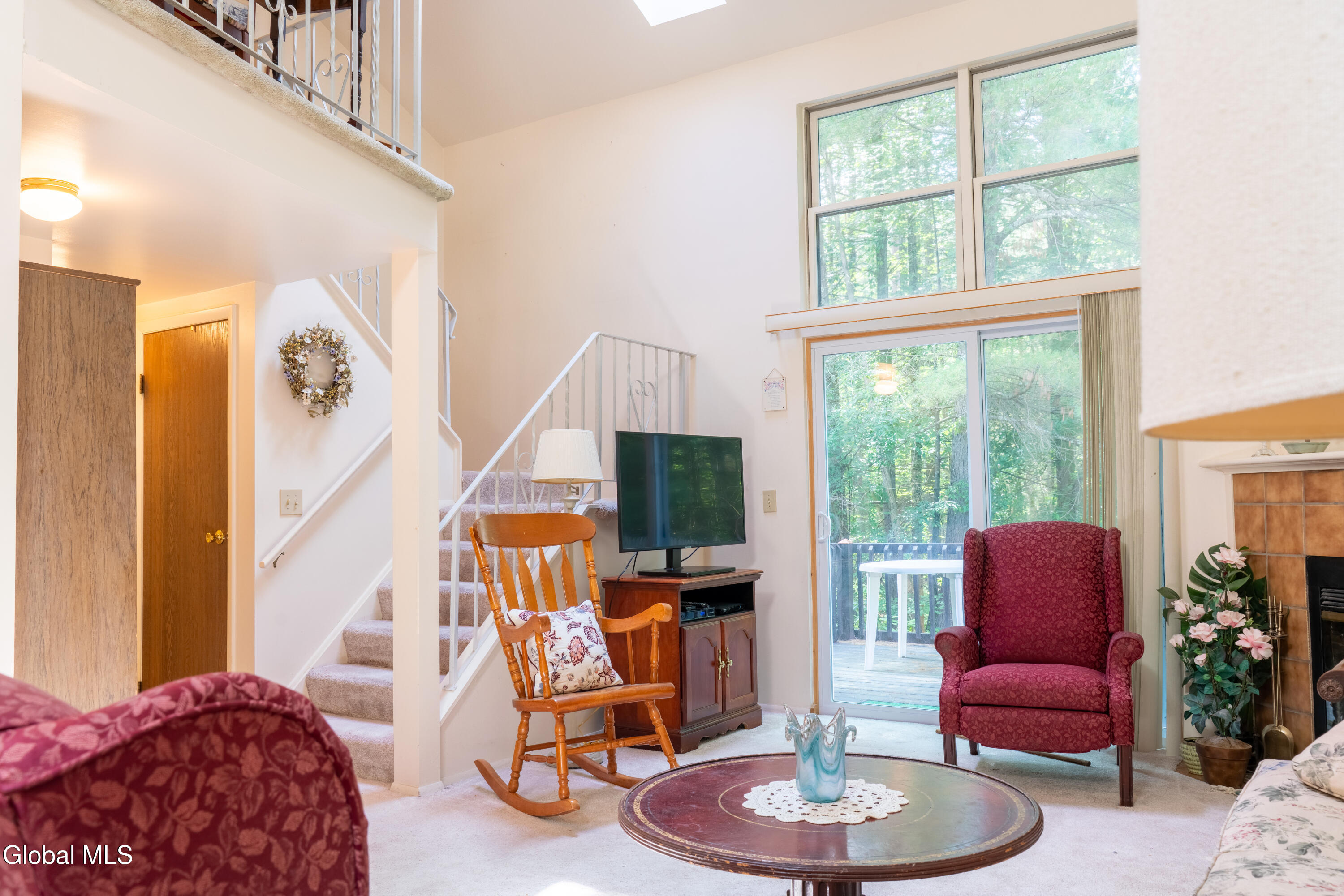 210 Thimbleberry Road Ballston Spa, NY 12020 - Photo 7 of 26 Two Story