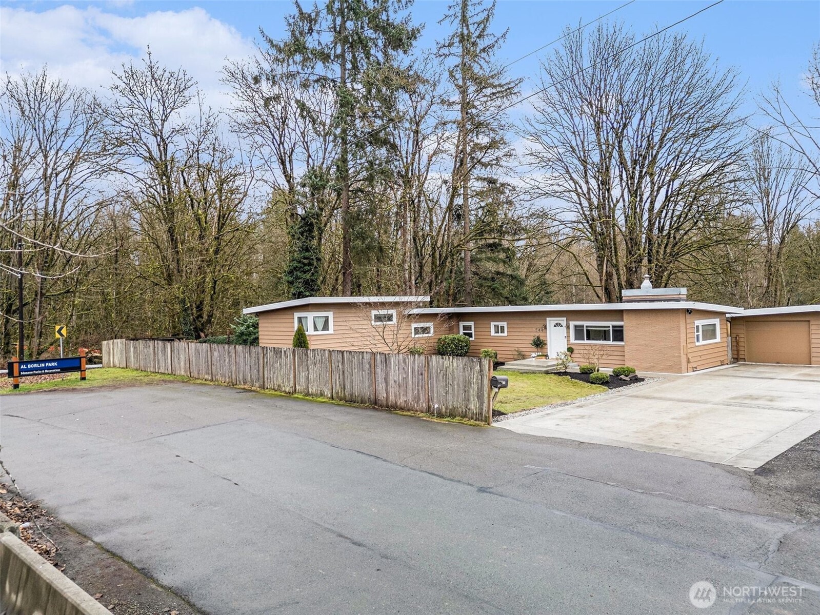 544 Simons Road Monroe, WA 98272 - Photo 30 of 34 a view of a house with wooden fence