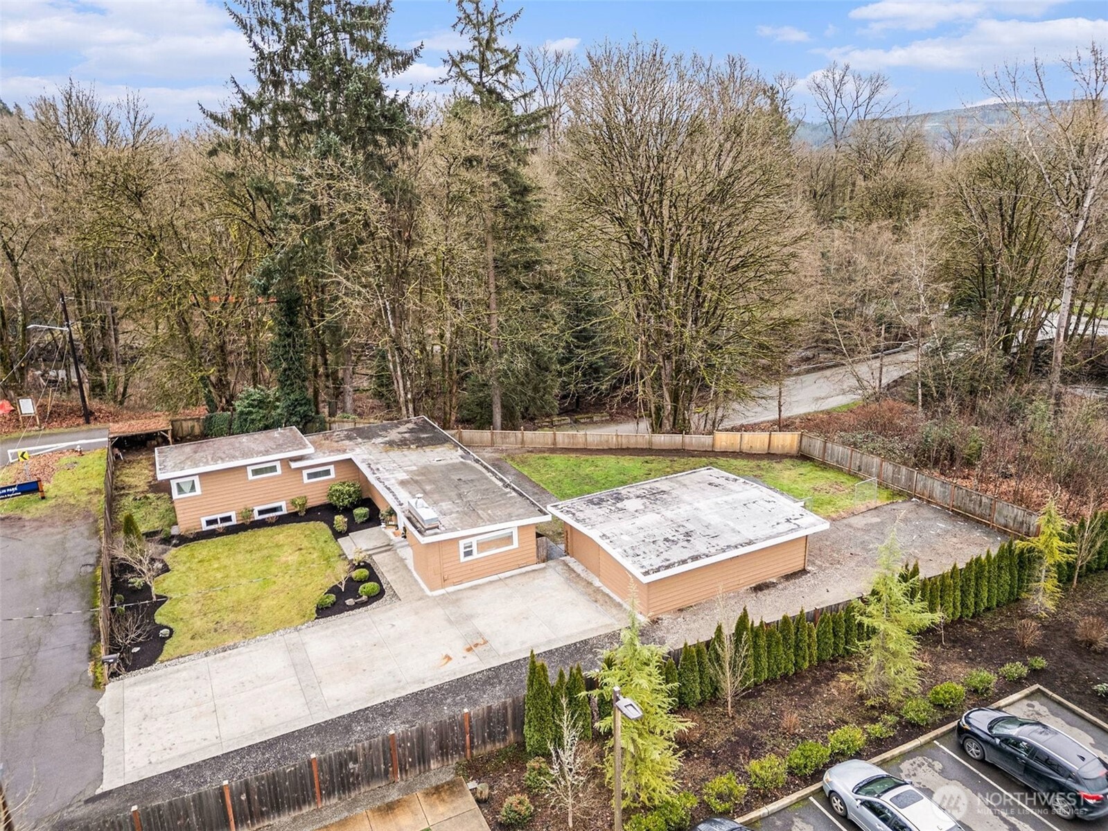 544 Simons Road Monroe, WA 98272 - Photo 32 of 34 an aerial view of a house with a garden