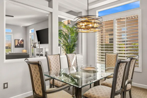 a view of a livingroom with furniture