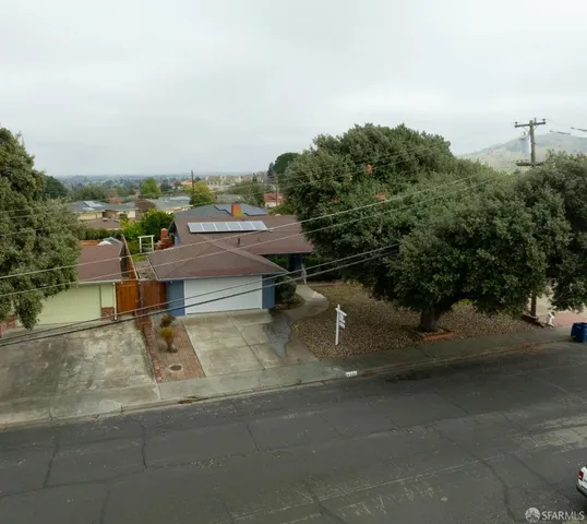 $3,500 | 4301 Hillview Drive, Pittsburg, CA 94565