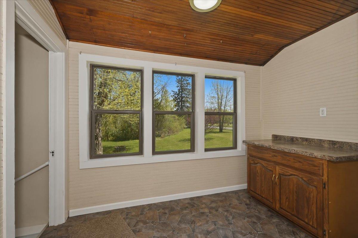 5319 East 3rd Street Superior, WI 54880 - Photo 9 of 33