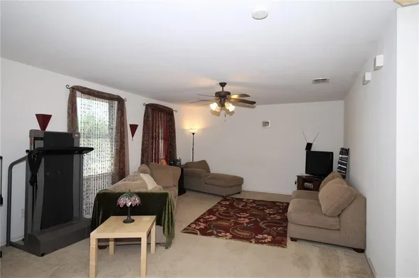 $2,750 | 13042 Barbarosa Drive, Frisco, TX 75035