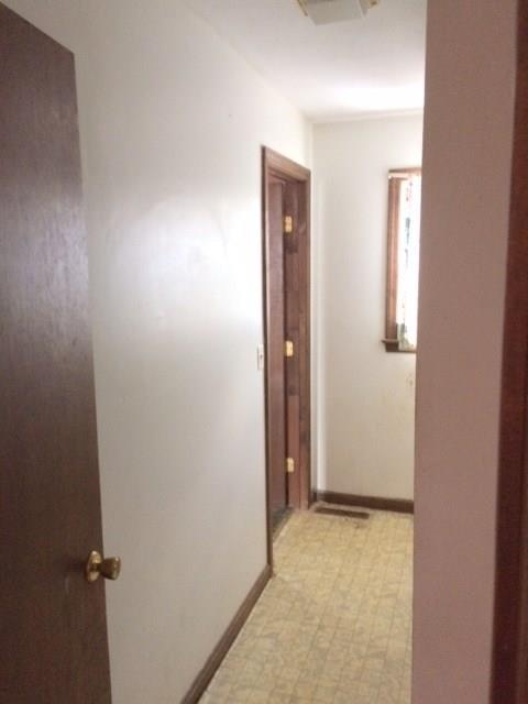 258 Horseback Road Clinton, ME 04927 - Photo 6 of 17 Hallway