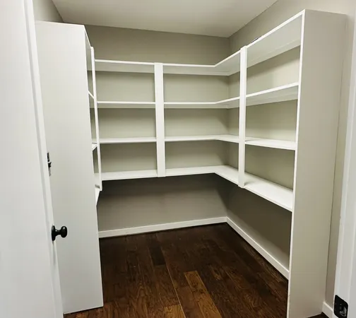 $359,900 | 150 East Harris Lane, Bethpage, TN 37022