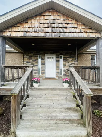 $359,900 | 150 East Harris Lane, Bethpage, TN 37022