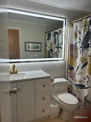 $3,000 | 132 Heritage Hill Road, Unit A, New Canaan, CT 06840