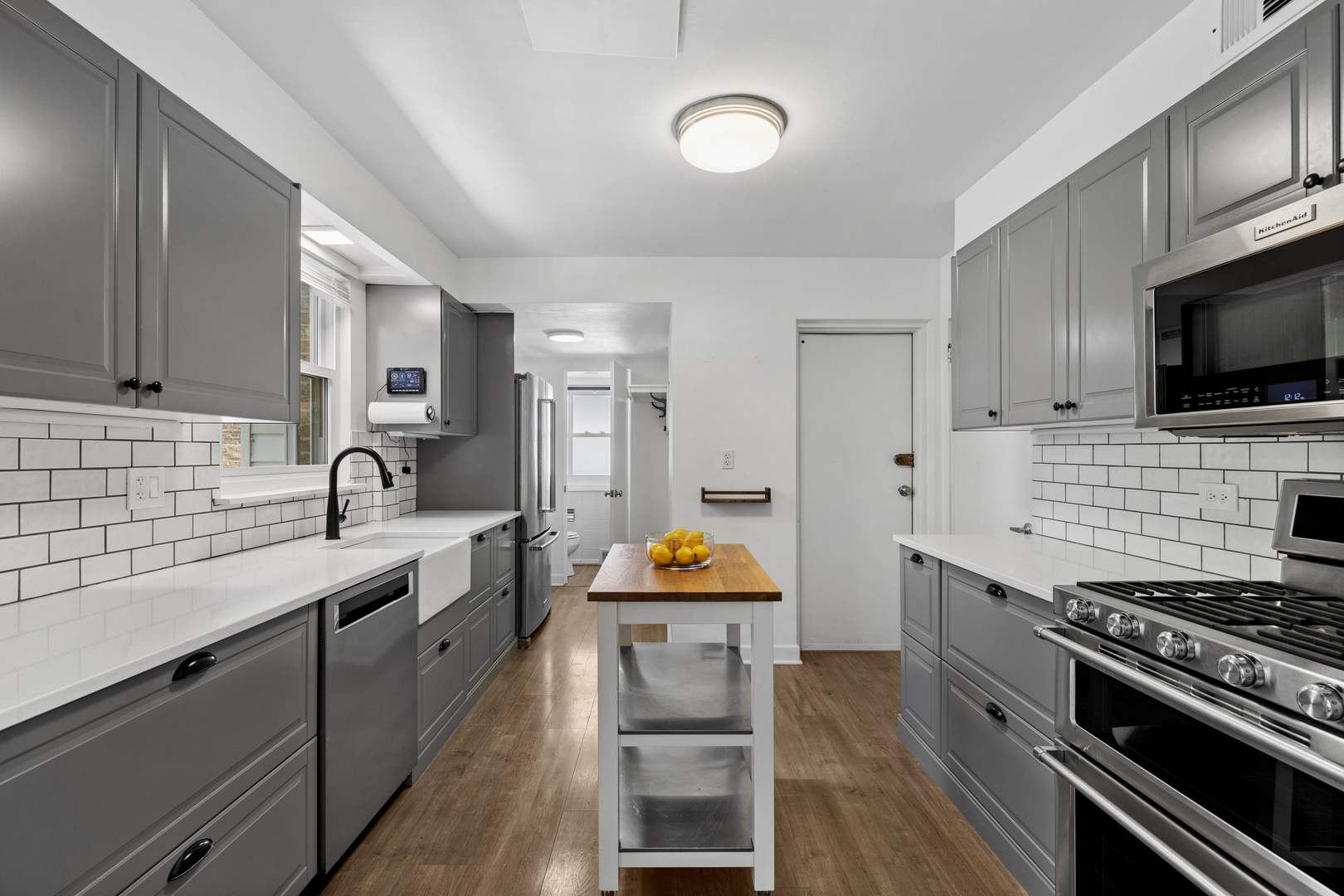 887 Deerfield Road Highland Park, IL 60035 - Photo 11 of 44 Gallery Image 11