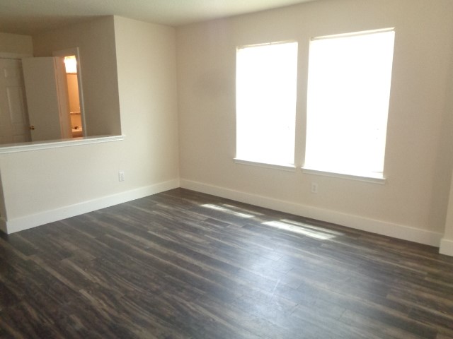 231 Silver Mist Circle Dickinson, TX 77539 - Photo 8 of 21
