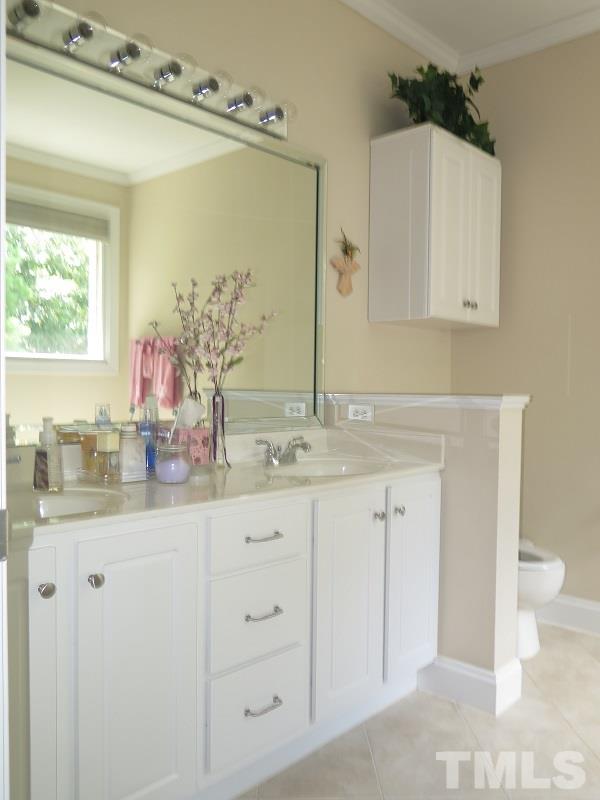 253 Ashton Hall Lane Raleigh, NC 27609 - Photo 9 of 17 Gallery Image 9