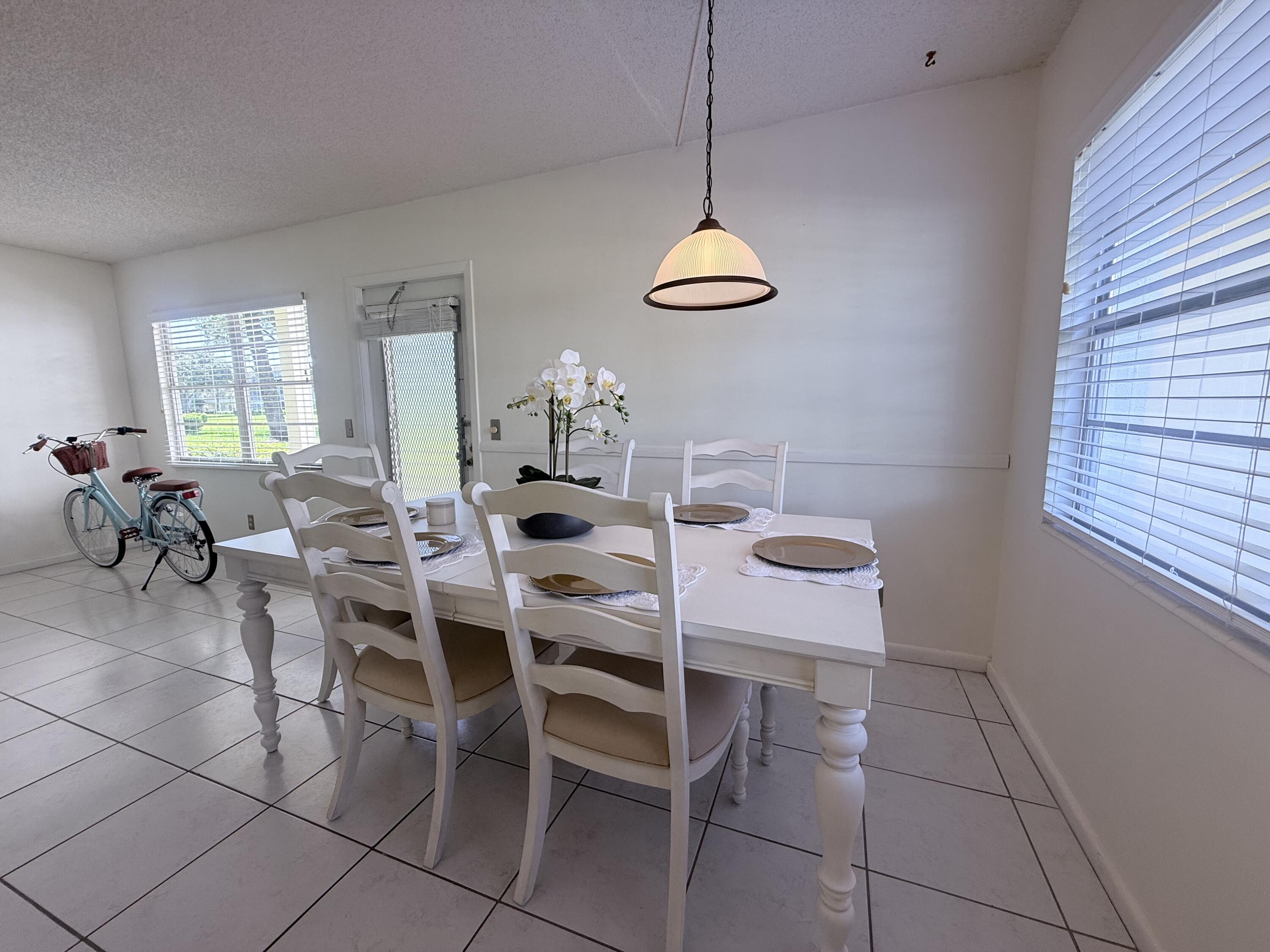 52 Mansfield B, Unit B Boca Raton, FL 33434 - Photo 10 of 35 IMG_8410