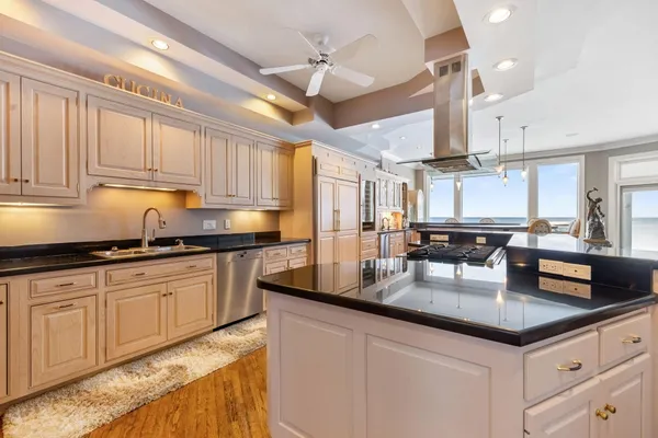 $3,225,000 | 400 Lake Drive, Unit C, New Buffalo, MI 49117