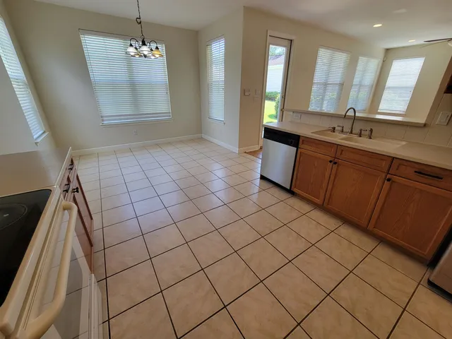 $375,000 | 4061 Shady View Lane, Tallahassee, FL 32311