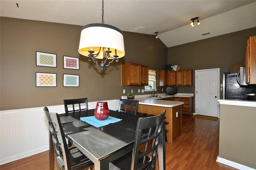 12823 Ramsgate Court Fishers, IN 46038 - Photo 5 of 24 Gallery Image 5