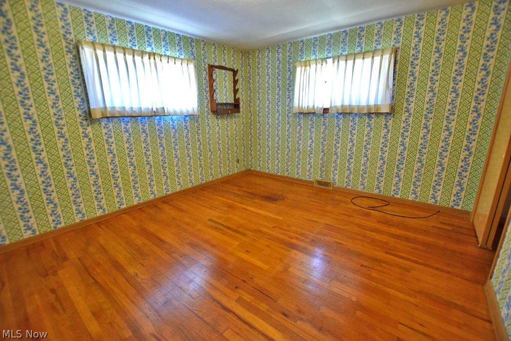 4967 North Sedgewick Road Cleveland, OH 44124 - Photo 8 of 11 Gallery Image 8