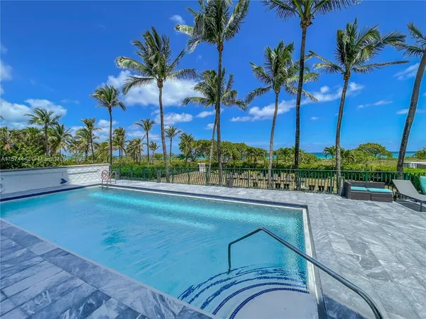 $1,250,000 | 9195 Collins Avenue, Unit 903, Surfside, FL 33154