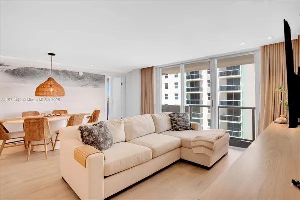 $1,250,000 | 9195 Collins Avenue, Unit 903, Surfside, FL 33154