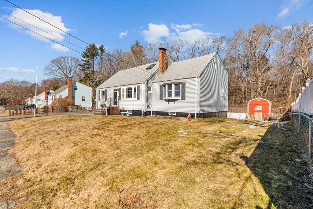 31 Hillsdale Road Holbrook, MA 02343 - Photo 2 of 30 Gallery Image 2