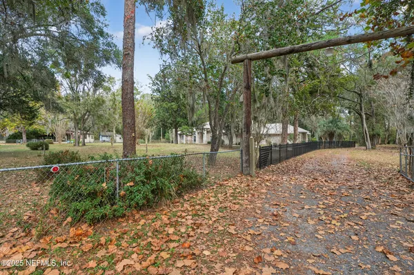 $965,000 | 1285 Hatcher Road, Middleburg, FL 32068