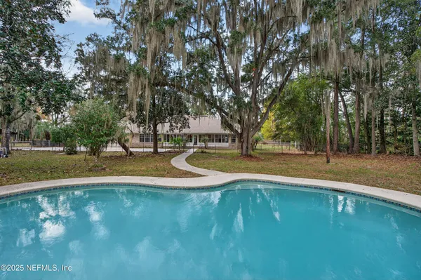 $965,000 | 1285 Hatcher Road, Middleburg, FL 32068