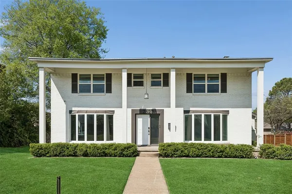 $2,995 | 2623 Heatherwood Drive, Dallas, TX 75228