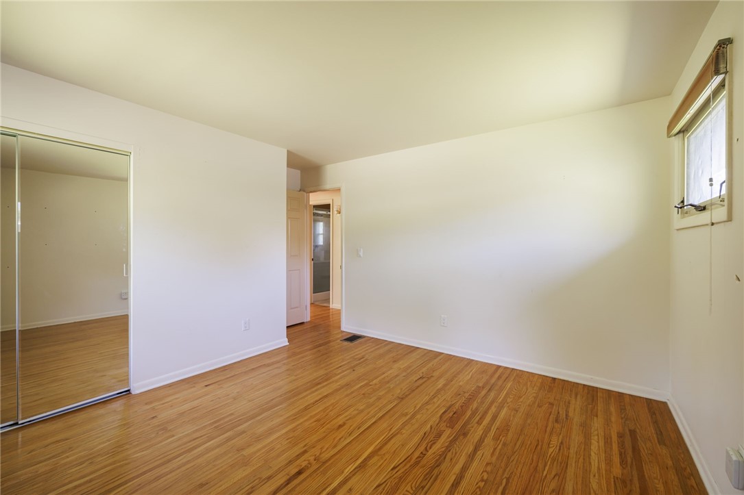1254 Shoecraft Road Penfield, NY 14580 - Photo 17 of 25