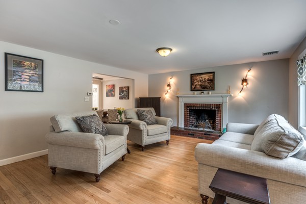 20 Revere Road Woburn, MA 01801 - Photo 3 of 30 Gallery Image 3