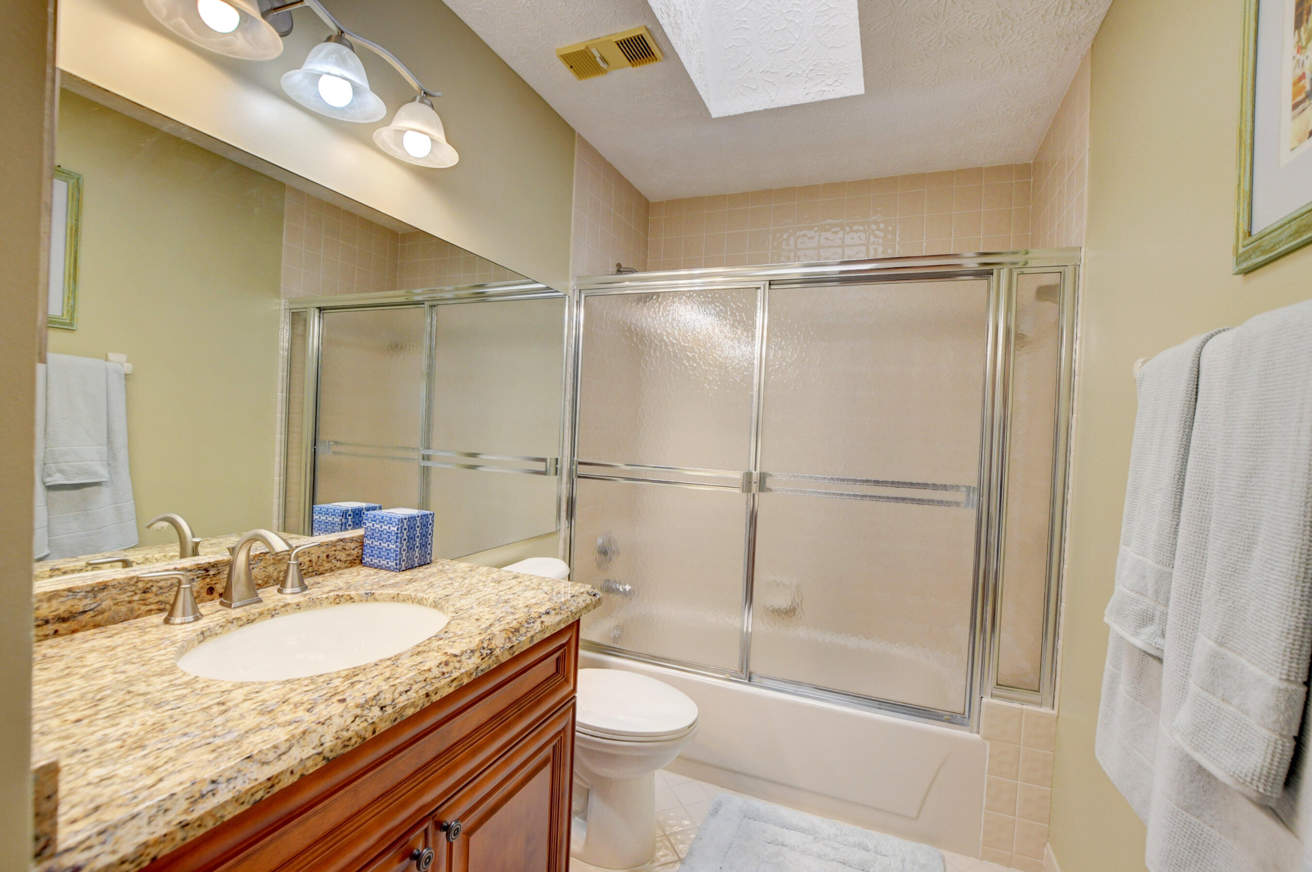 22588 Meridiana Drive Boca Raton, FL 33433 - Photo 27 of 36 28_ebf_3762and4more