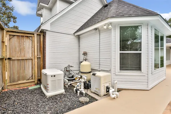 $630,000 | 14122 Champion Village Drive, Houston, TX 77069