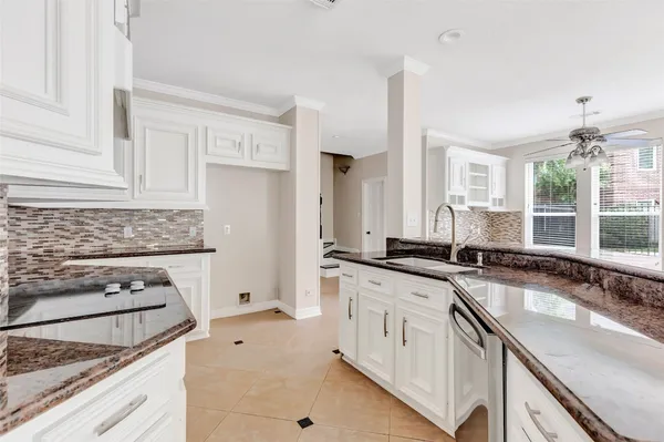 $630,000 | 14122 Champion Village Drive, Houston, TX 77069