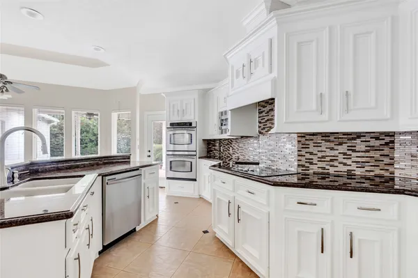 $630,000 | 14122 Champion Village Drive, Houston, TX 77069