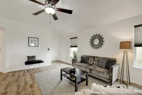 $1,800 | 173 Rafe Court, Kyle, TX 78640